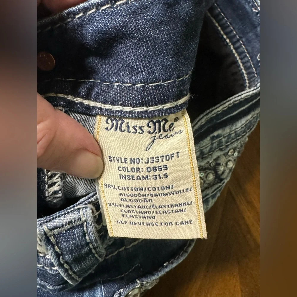 Miss Me Signature Straight Stretch Cuffed Jean Low Rise Size 25 Bling Pockets - Picture 10 of 12